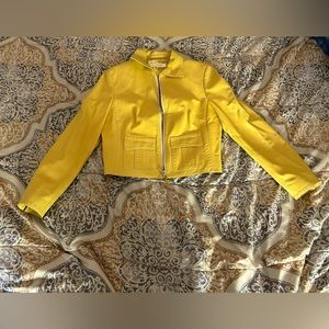 💛🌻Yellow leather jacket